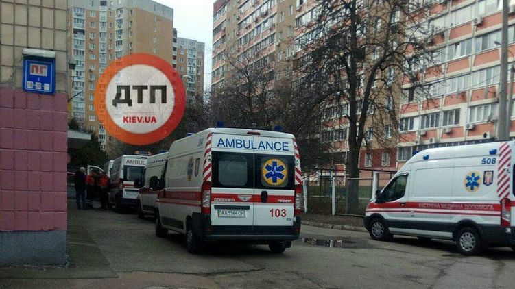 В киевской школе №159 отравились дети. Фото: Facebook/ dtp.kiev.ua