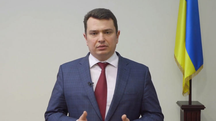 Сытник анонсировал объявления подозрения Коломойскому в деле ПриватБанка. Фото: 5 канал