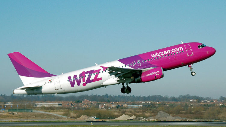 Wizz Air уже продает билеты на рейсы в Португалию и Грецию. Фото: Flickr