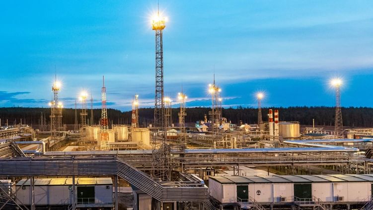 Цены на нефть в понедельник поползли вверх. Фото: facebook.com