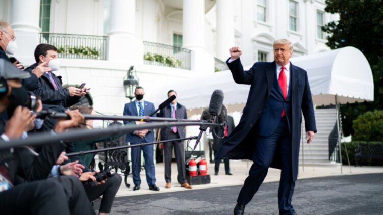 Трамп требовал от госсекретаря Джорджии найти ему недостающие голоса. Фото: Twitter/TrumpTeam