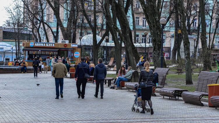 В МОЗ пояснили, как вакцинация создает коллективный иммунитет. Фото: "Страна"