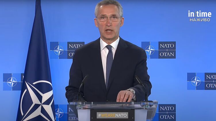 Йенс Столтенбер заявил, что НАТО поддерживает суверенитет Украины. Скриншот из видео