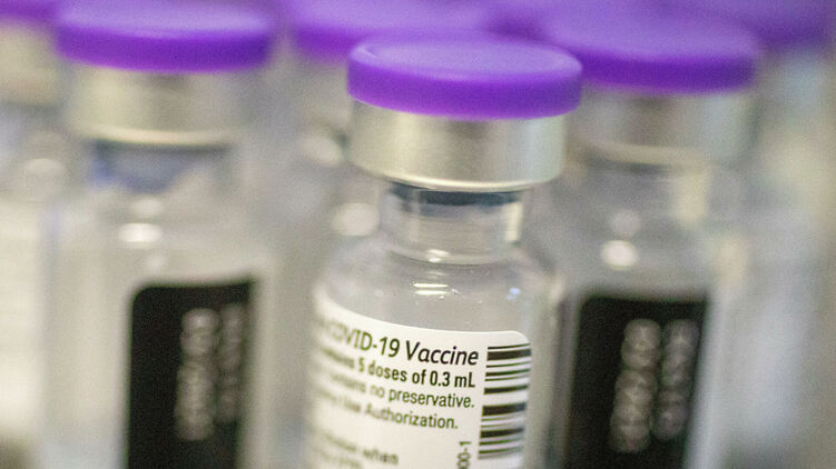 10 млн дополнительный доз Pfizer отправят в Украину. Фото: ITC.ua