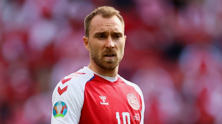 Кристиан Эриксен стал звездой матча. Фото: twitter.com/EURO2020