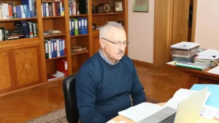 Головатый получил более 349 тысю грн зарплаты. Фото: facebook.com/ConstitutionalCourtofUkraine