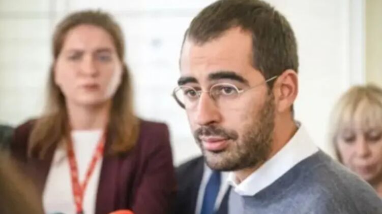 Александр Трухин прокомментировал факт ДТП с его участием. Фото: dengi.informator.ua