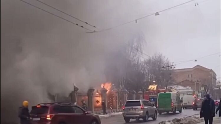 В Харькове произошел пожар. Скриншот из видео