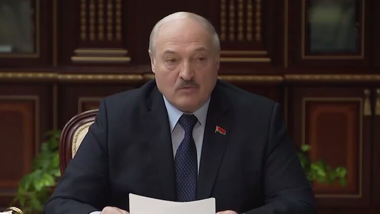 Лукашенко рассказал о наращивании военного контингента на южных границах Беларуси. Скриншот из видео