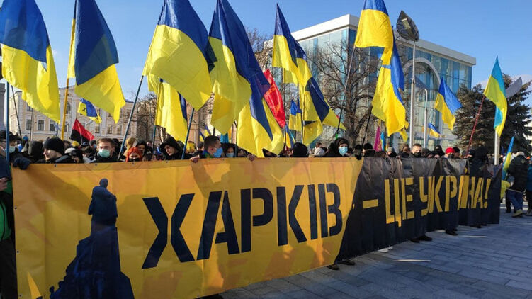 На марш единства в Харькове собрались почти 5 тысяч человек. Фото: kh.depo.ua