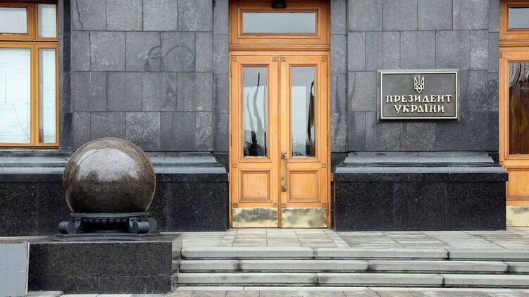 На Банковой не верят в угрозу "вторжения России". Фото:  comments.ua