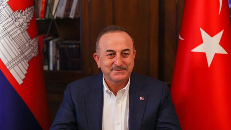 Министр озвучил решение Анкары. Фото: facebook.com/mevlutcavusoglu