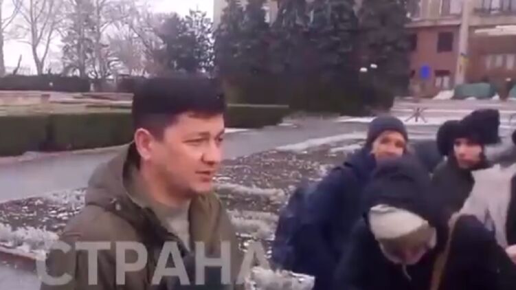 Виталий Ким. Скриншот из видео