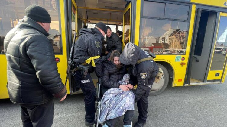 Оккупанты частично сорвали эвакуацию в Сумской области. Фото: Нацполиция