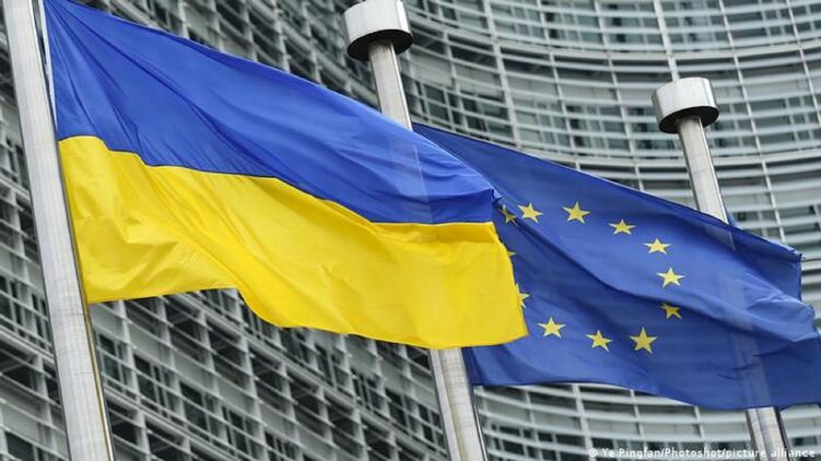 Совет ЕС утвердил выделение четвертого транша в размере 500 млн евро на поставку вооружения Украине.. Фото - соцсети