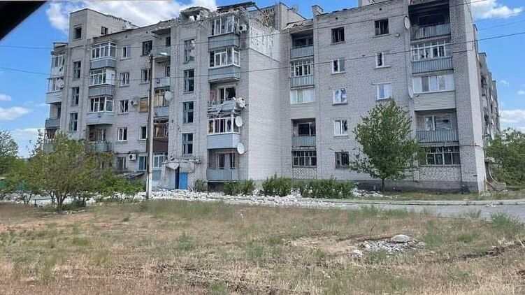 Из Северодонецка уже проблематично выехать даже трассой на Северск. Фото: Сергей Гайдай