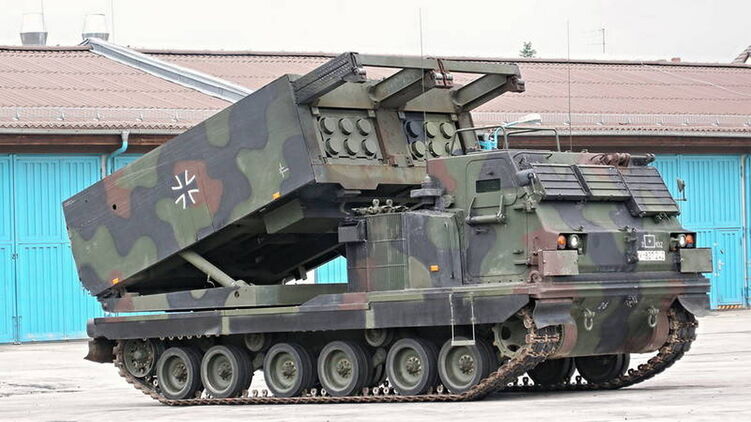Такие РСЗО MARS II или MLRS-E средней дальности Германия может поставить в Украину