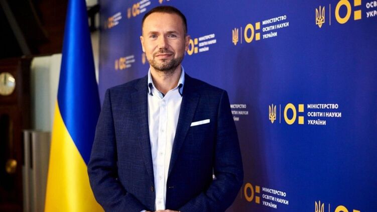 Шкарлет рассказал об усилении безопасности в школах. Фото: МОН