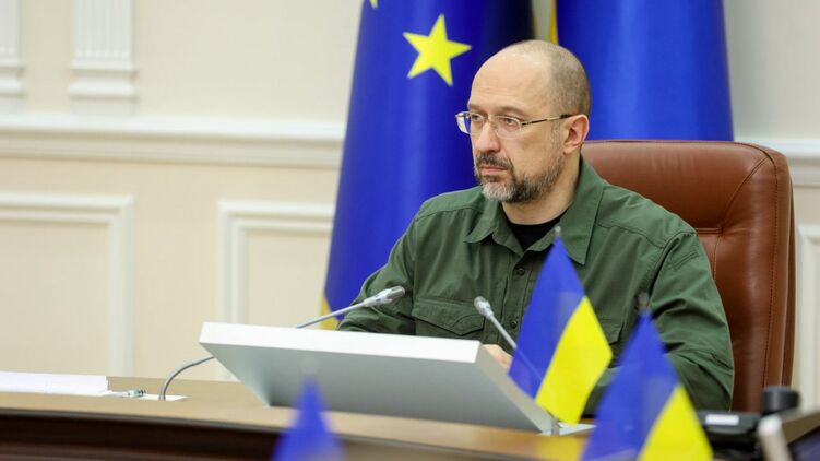 Шмыгаль рассказал, как следует организовать учебный процесс в условиях войны. Фото: Кабмин