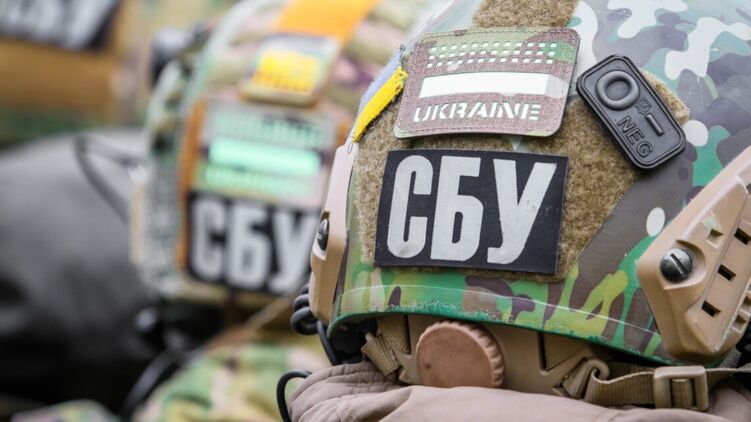 Сотрудник СБУ попался на взятке в 60 тысяч долларов. Фото: Слово и Дело