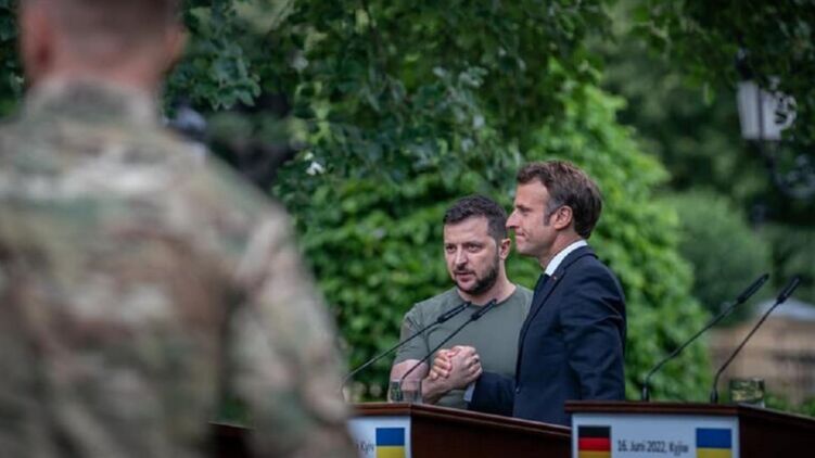 Владимир Зеленский и Эммануэль Макрон обсудили ситуацию вокруг Запорожской АЭС. Фото: Facebook
