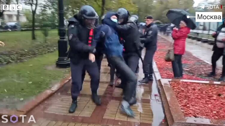 Московские силовики жестко 