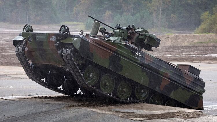 В Бундестаге отреагировали на решение поставить Украине БМП Marder. Фото: Скриншот из видео 