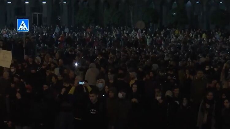 В ходе протестов задержали более 60 человек. Скриншот из видео