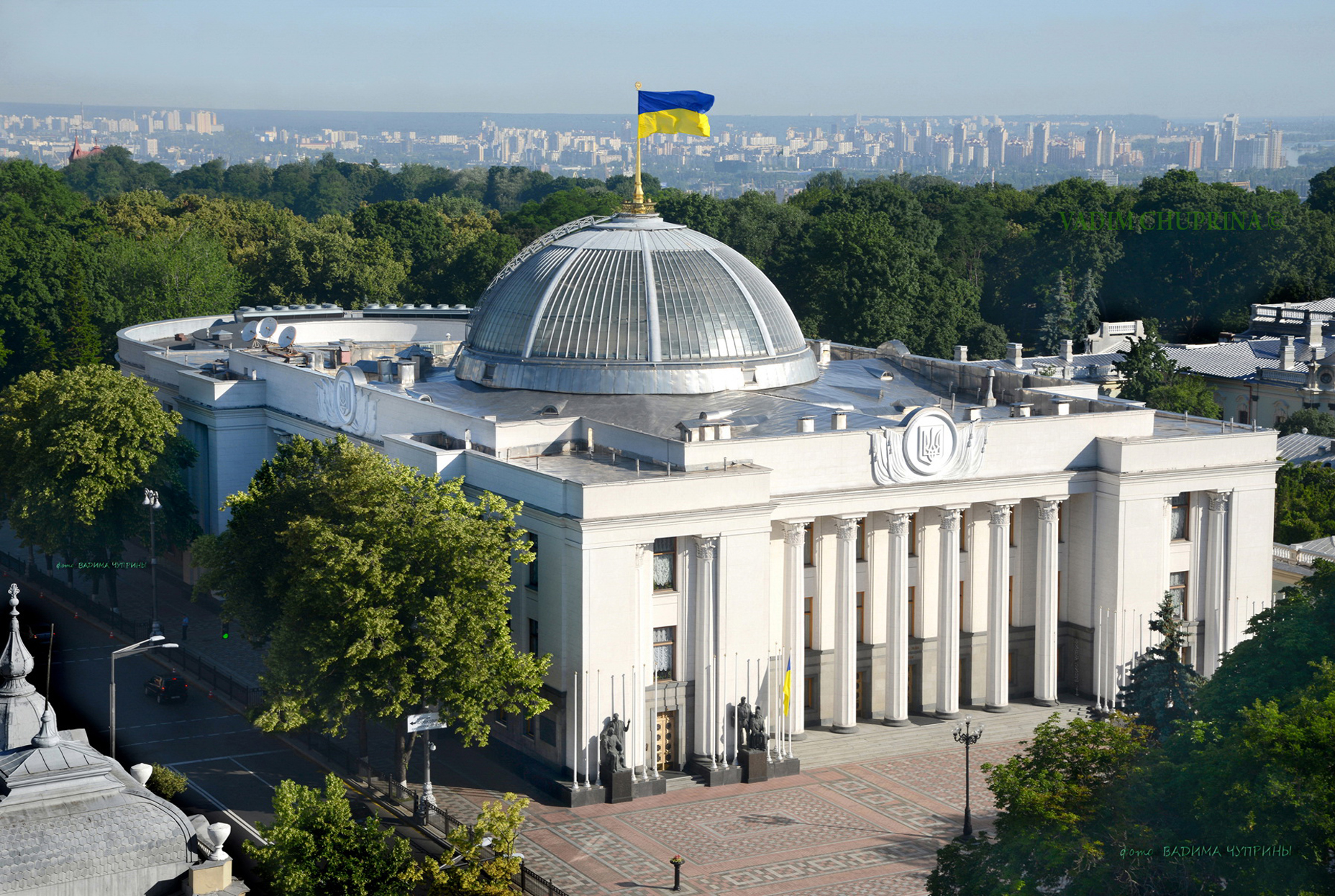 В Раде не спешат поддерживать законопроект. Фото: Википедия