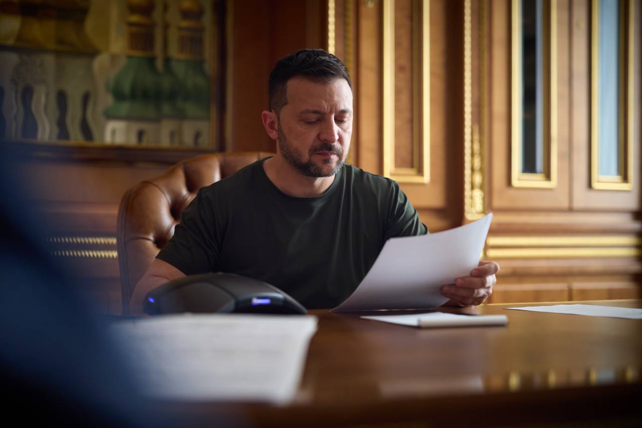 Владимир Зеленский подписал указ об увольнении командующего ВС ВСУ. Фото: president.gov.ua