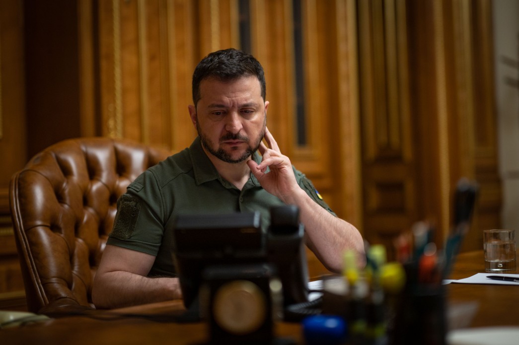 Владимир Зеленский впервые за время полномасштабной войны поговорил с лидером Китая. Фото: president.gov.ua