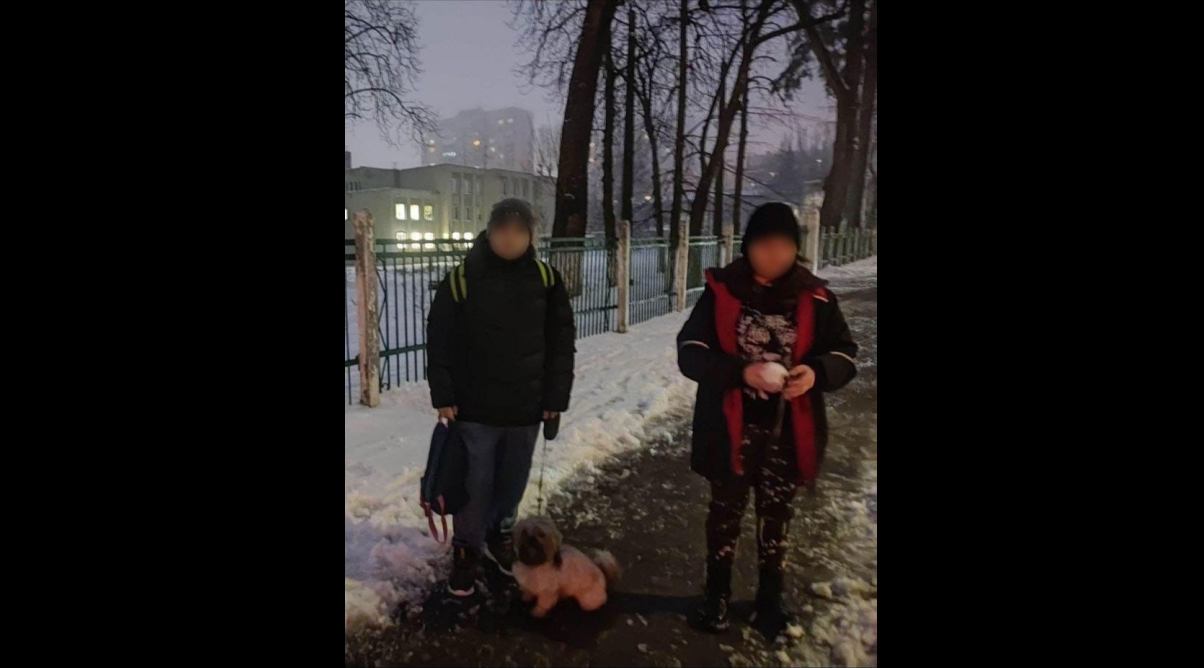 В Киеве детей не пустили в бомбоубежище из-за собаки. Фото - facebook.com/kyiv.gp.gov.ua