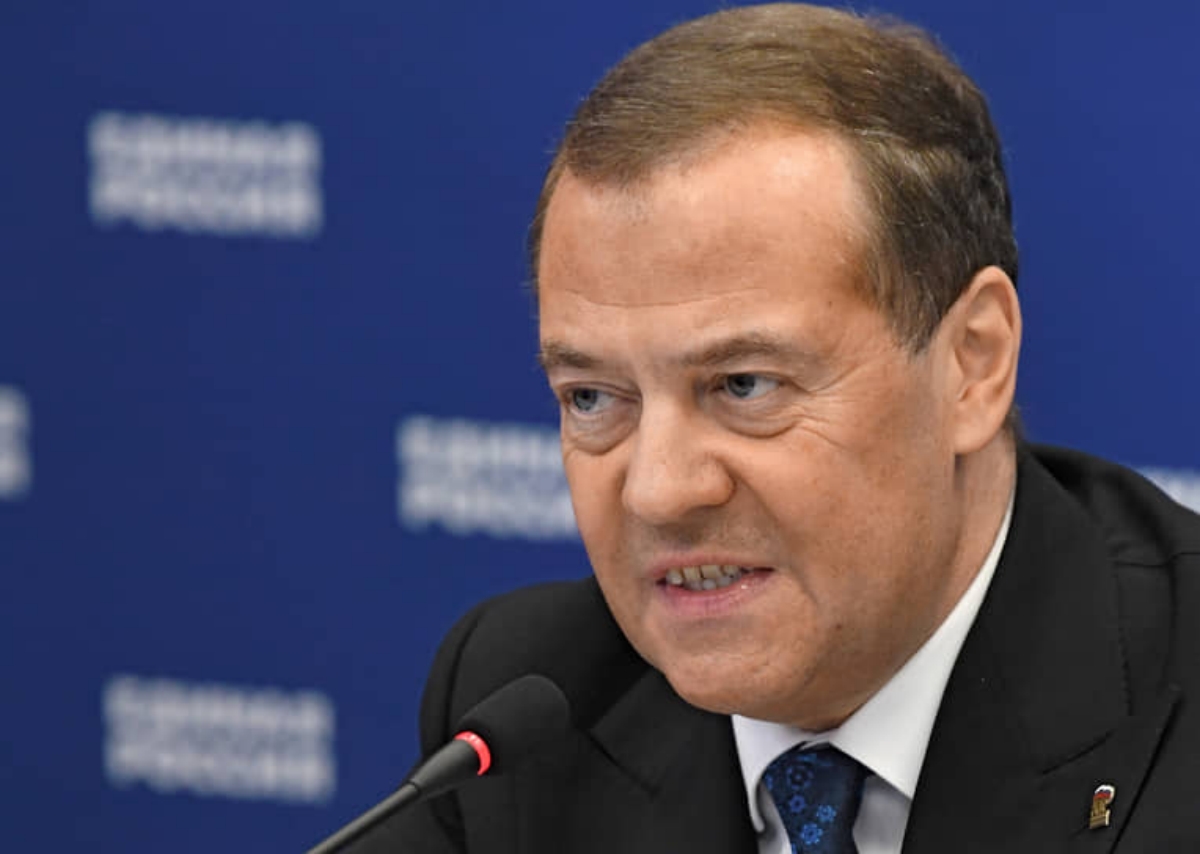 Медведев призвал к ударам по западным странам в ответ на санкции. Фото из открытых источников